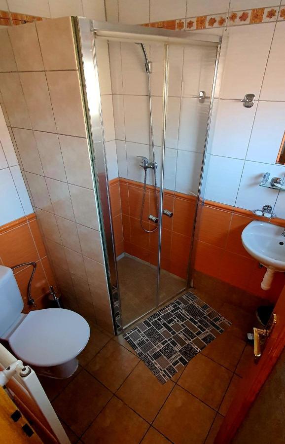 Katerina Restaurant A Penzion Rozvadov Zewnętrze zdjęcie