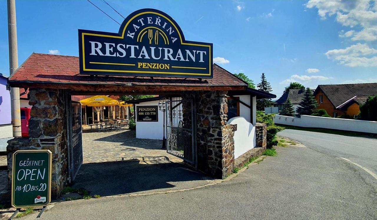 Katerina Restaurant A Penzion Rozvadov Zewnętrze zdjęcie